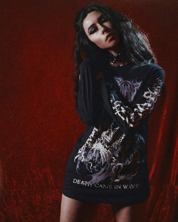 To The Grave - Death Came In Waves Long Sleeve